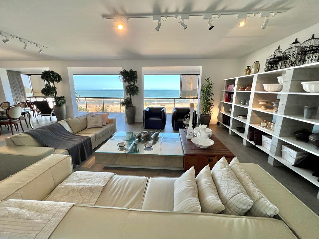 Apartamento no Ed. Montreal em Balneário Camboriú - foto 3