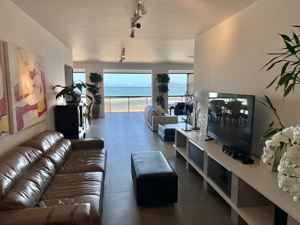 Apartamento no Ed. Montreal em Balneário Camboriú - foto 12