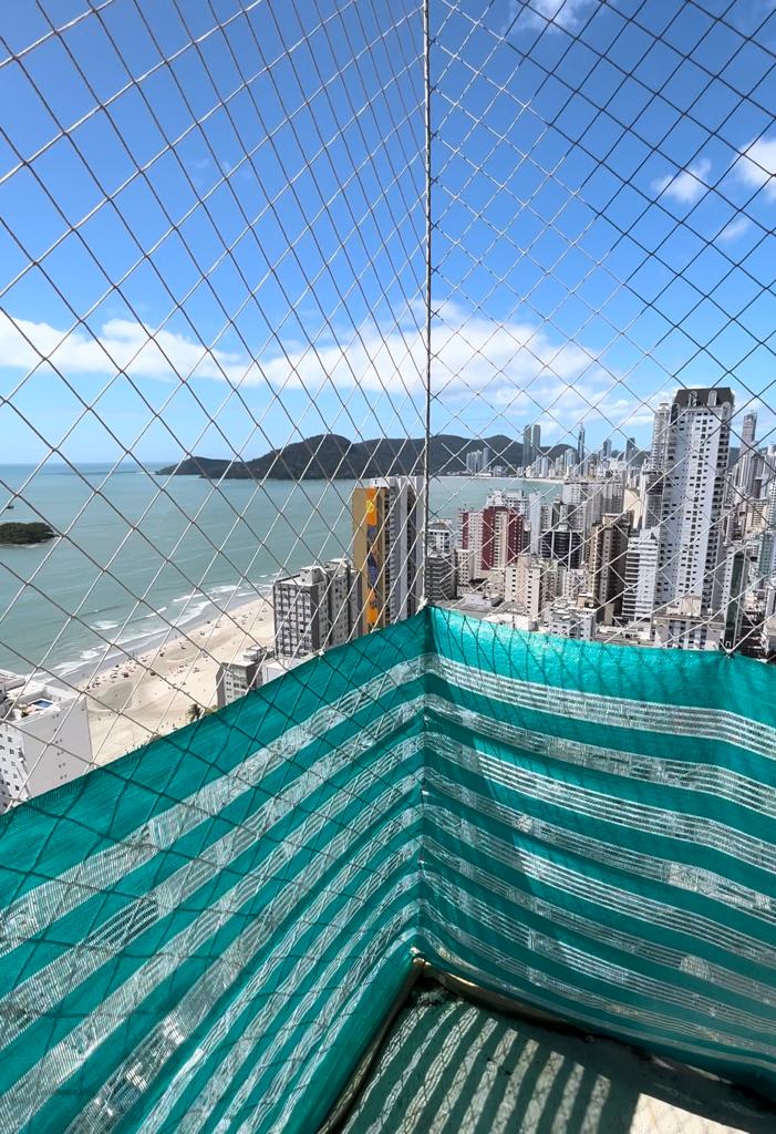 Apartamento no Ed. Grand Place no Centro de Balneário Camboriú