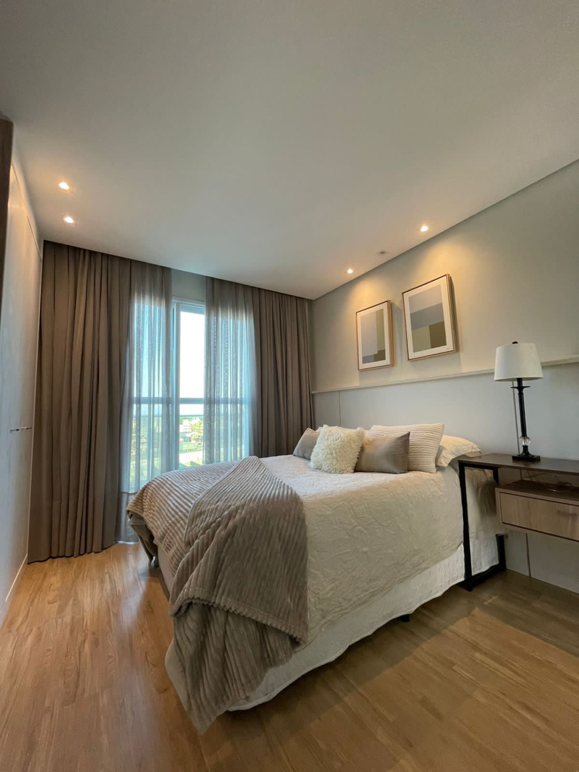 Apartamento Diferenciado no Ed. Phoenix Tower em Balneário Camboriú - foto 16