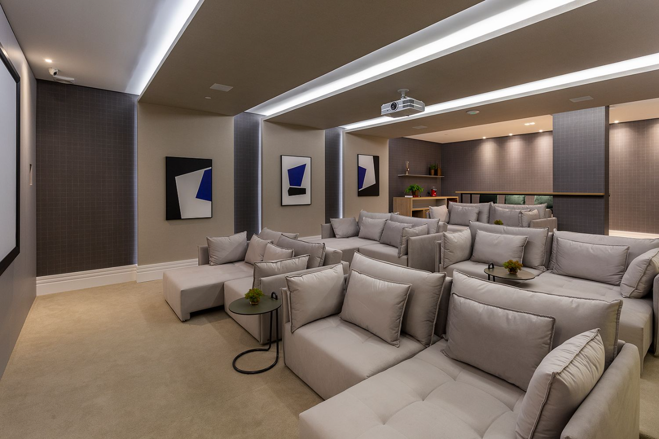 Apartamento Frente Mar no Ed. Epic Tower na Barra Sul em Balneário Camboriú - foto 26