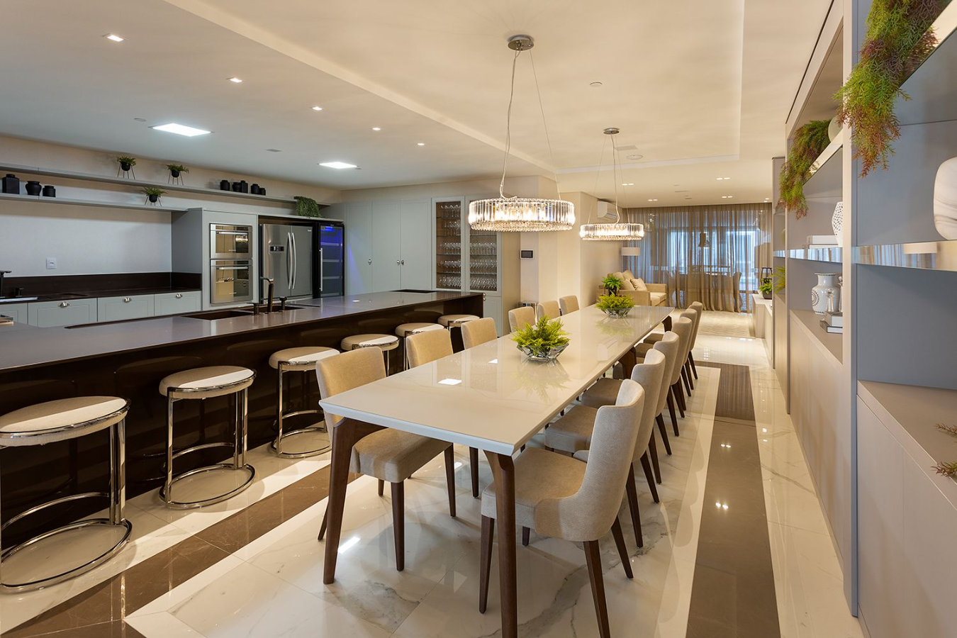 Apartamento Frente Mar no Ed. Epic Tower na Barra Sul em Balneário Camboriú - foto 30