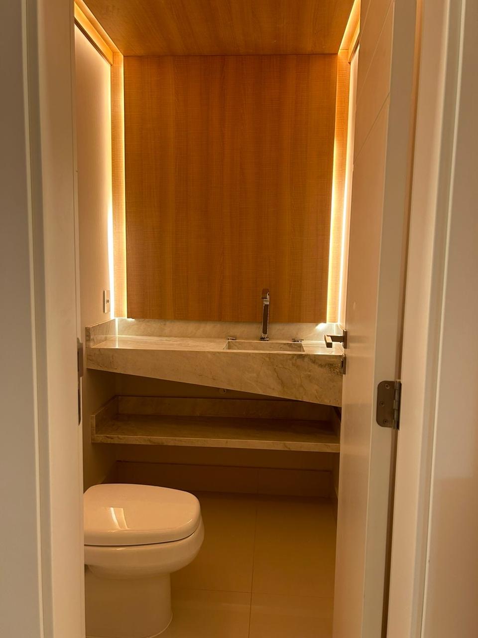 Apartamento no Ed. Phoenix Tower em Balneário Camboriú - foto 9