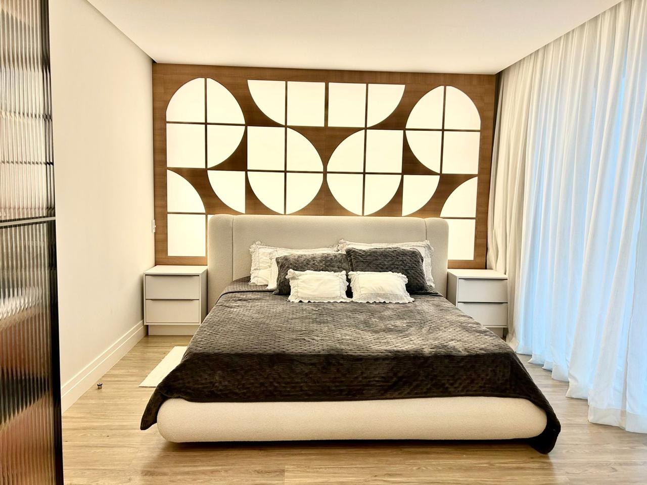 Apartamento no Ed. Phoenix Tower em Balneário Camboriú - foto 10