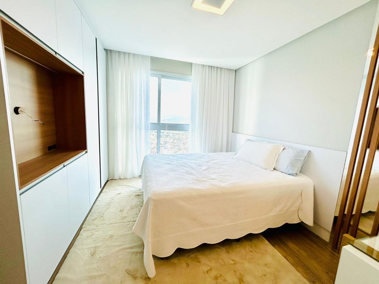 Apartamento no Ed. Phoenix Tower em Balneário Camboriú - foto 13