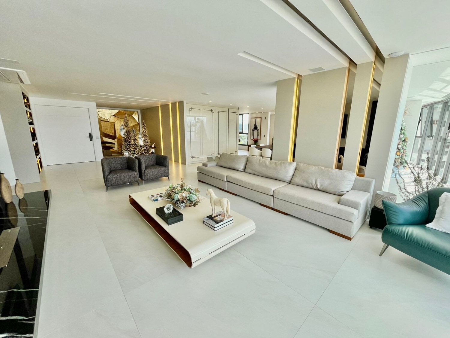 Pharos - Apartamento no Ed. Pharos na Barra Sul em Balneário Camboriú
