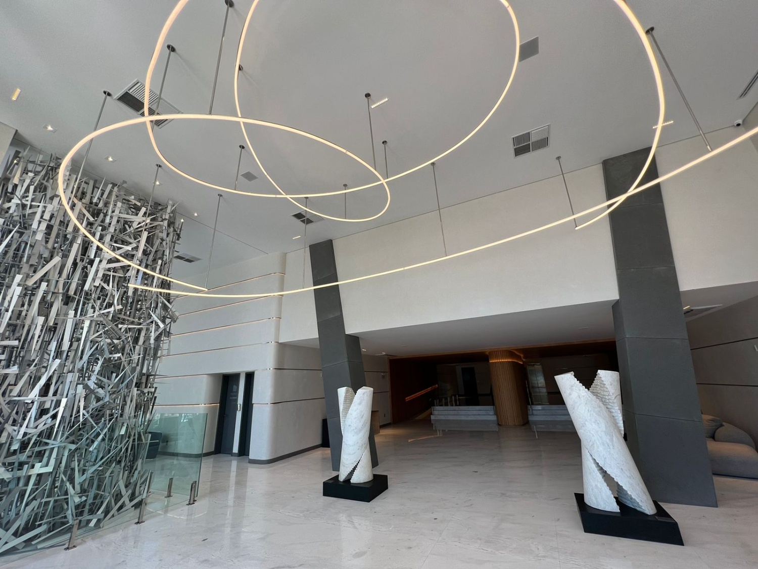 Apartamento no Ed. Pharos na Barra Sul em Balneário Camboriú - foto 46
