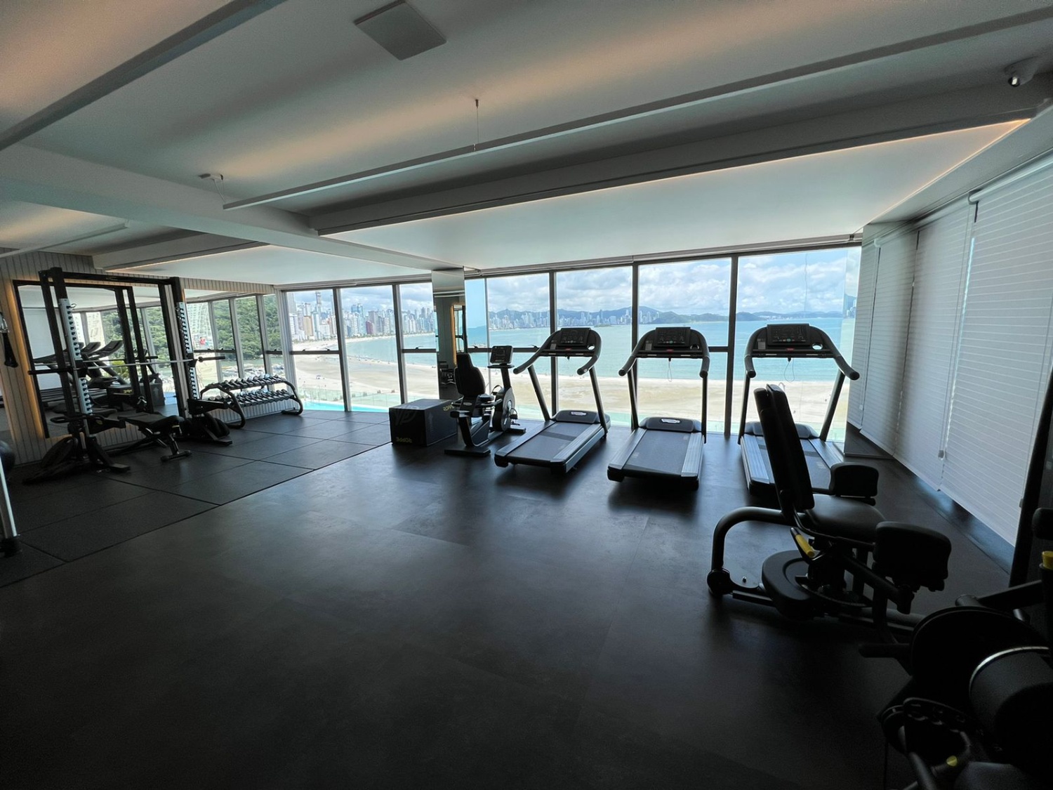 Apartamento no Ed. Pharos na Barra Sul em Balneário Camboriú - foto 55