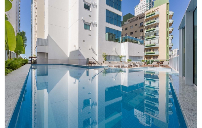 Apartamento no Ed. Eleganza Tower em Balneário Camboriú - foto 13