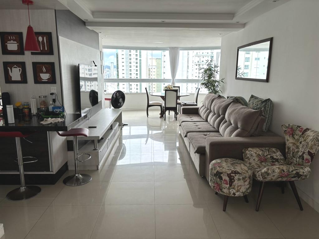 Apartamento no Ed. Torre de Lyon em Balneário Camboriú