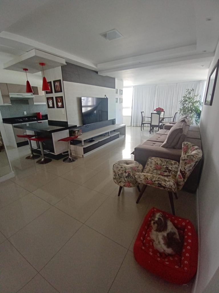 Apartamento no Ed. Torre de Lyon em Balneário Camboriú - foto 5