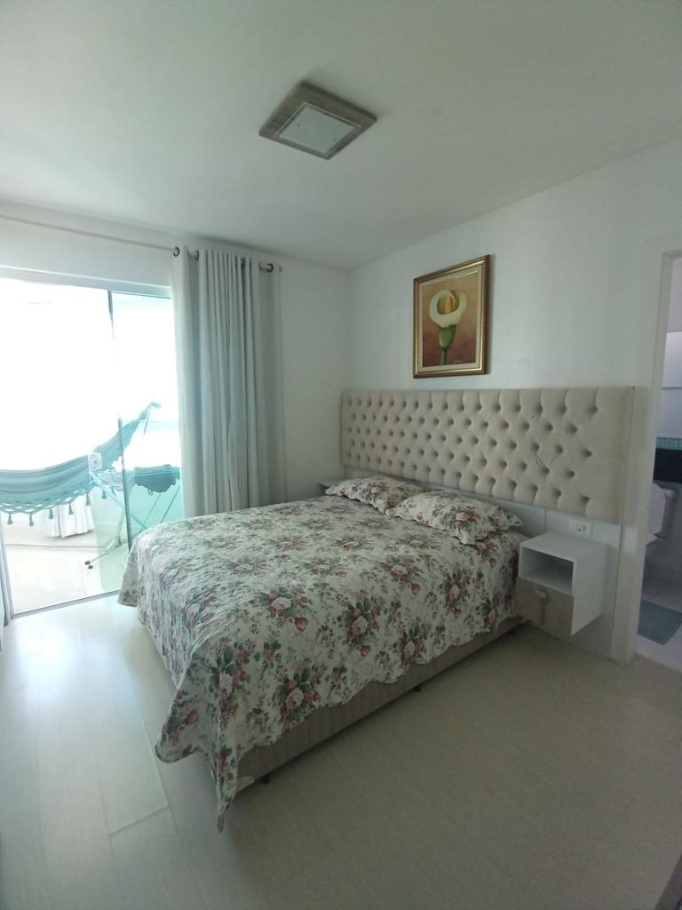 Apartamento no Ed. Torre de Lyon em Balneário Camboriú - foto 12