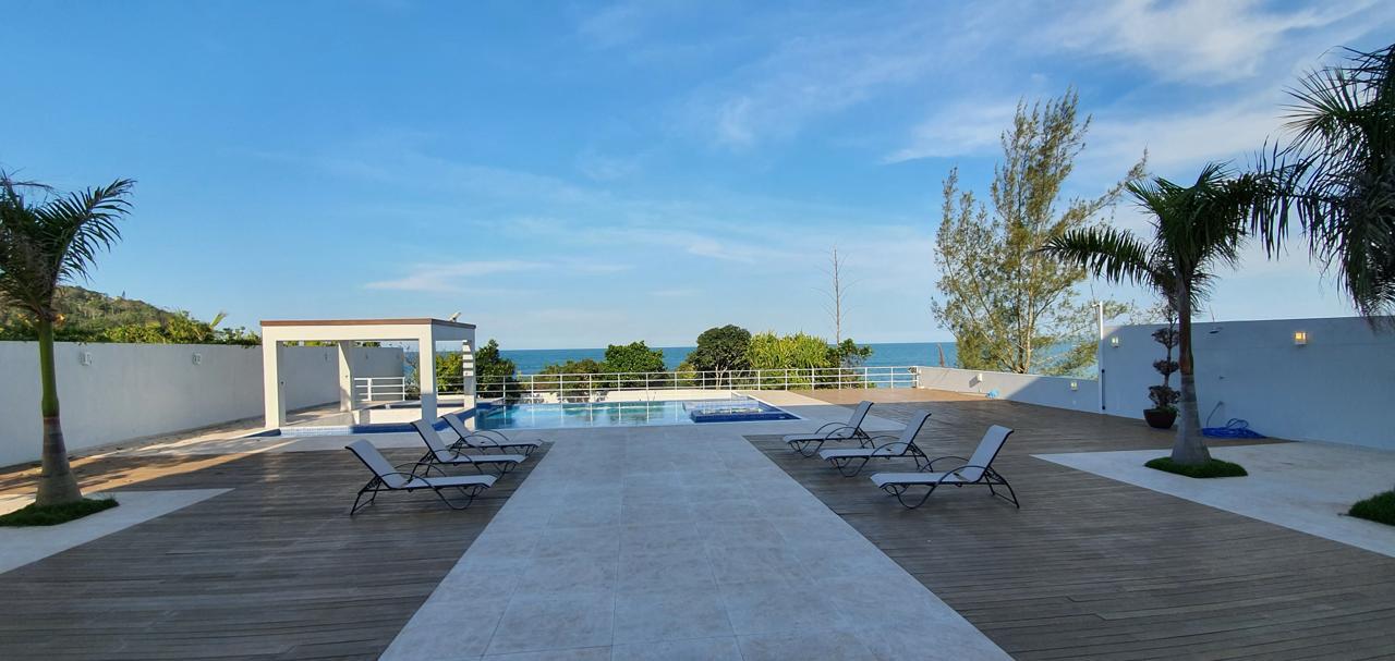 Casa frente mar na Praia do Estaleirinho em Balneário Camboriú - foto 6