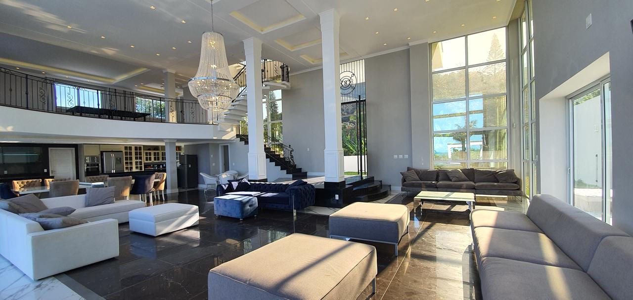 Casa frente mar na Praia do Estaleirinho em Balneário Camboriú - foto 11