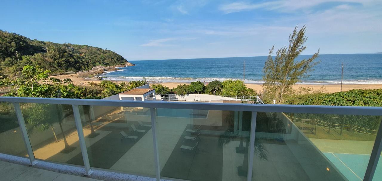 Casa frente mar na Praia do Estaleirinho em Balneário Camboriú - foto 22
