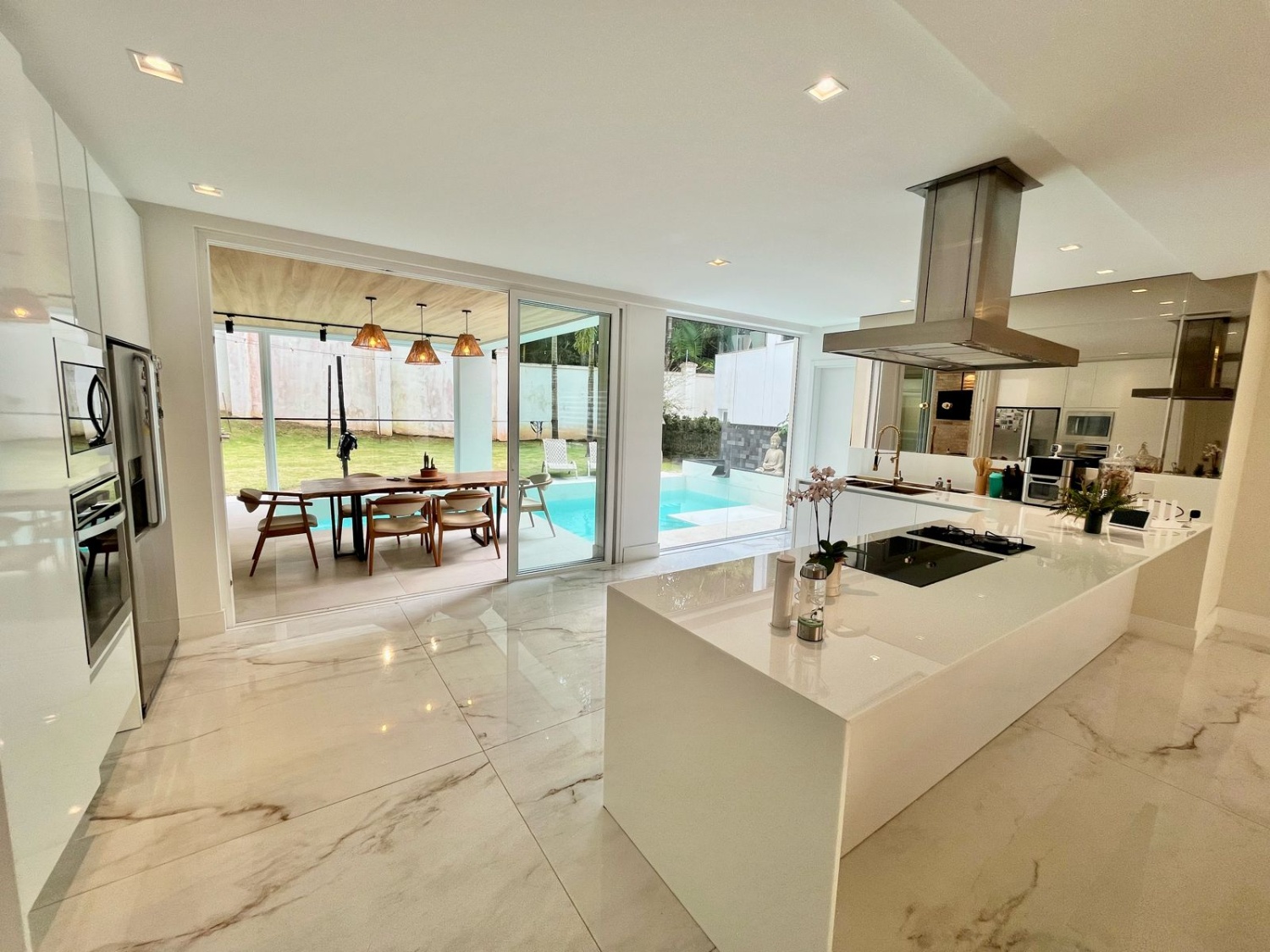 Casa nova no Condomínio Porto Riviera na Praia Brava - foto 5