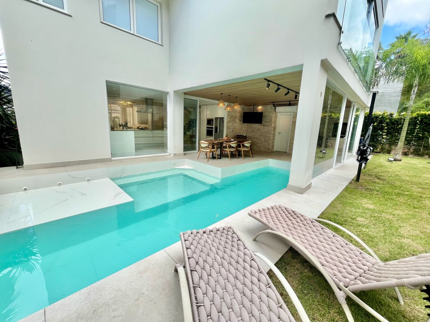Casa nova no Condomínio Porto Riviera na Praia Brava - foto 12
