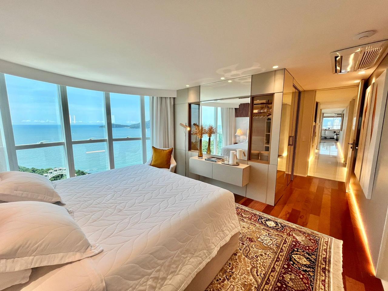 Cobertura Duplex no Ed. Sky Tower em Balneário Camboriú de frente para o mar - foto 22
