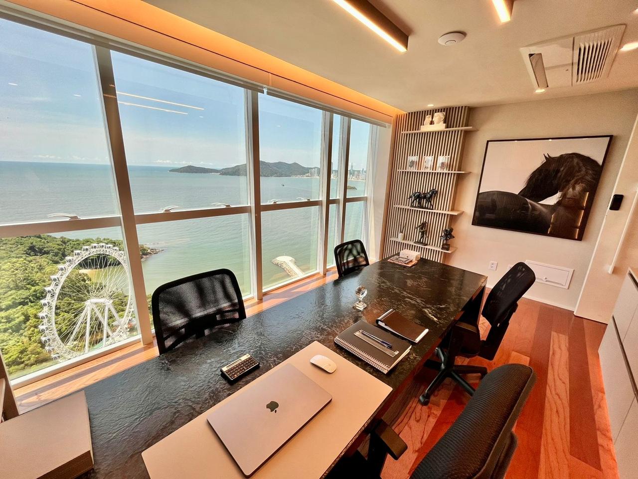 Cobertura Duplex no Ed. Sky Tower em Balneário Camboriú de frente para o mar - foto 28