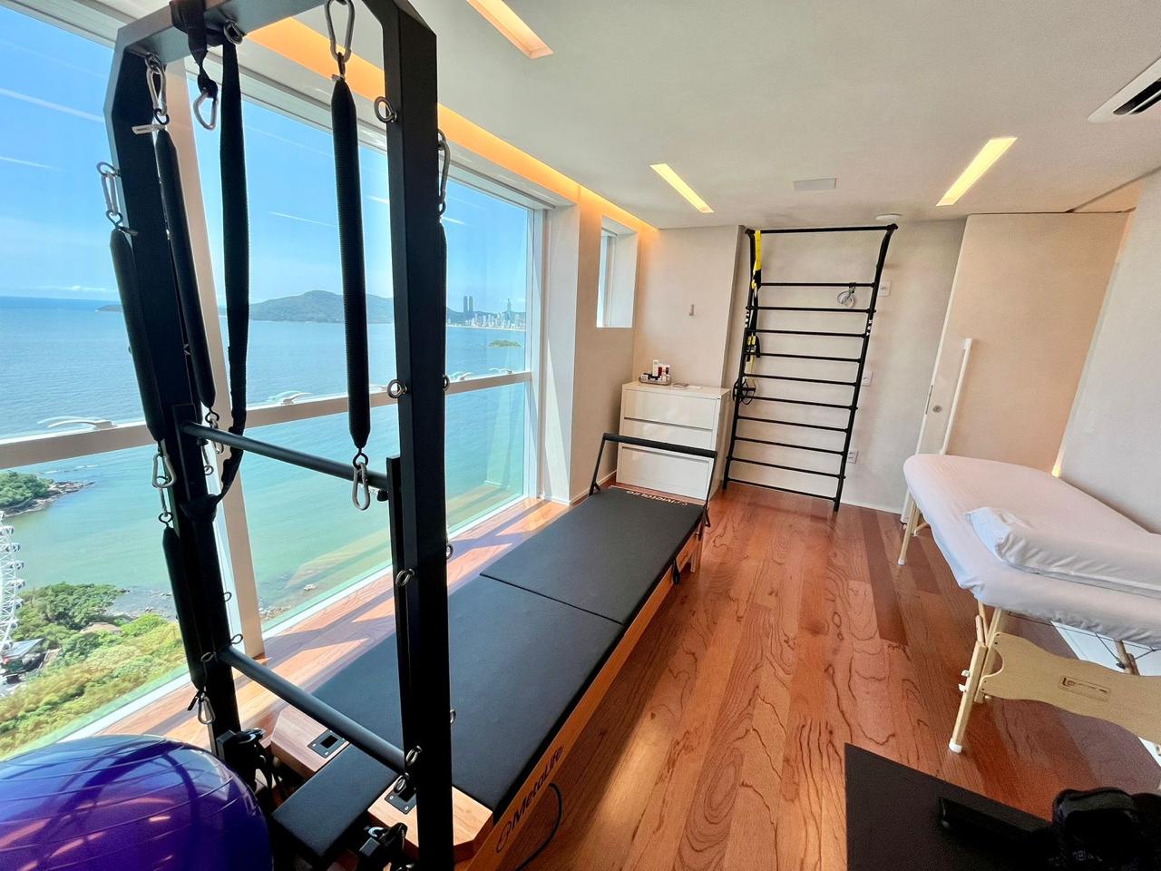 Cobertura Duplex no Ed. Sky Tower em Balneário Camboriú de frente para o mar - foto 29