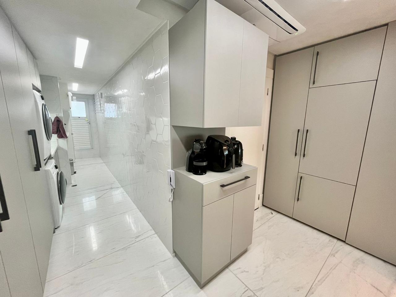 Cobertura Duplex no Ed. Sky Tower em Balneário Camboriú de frente para o mar - foto 33