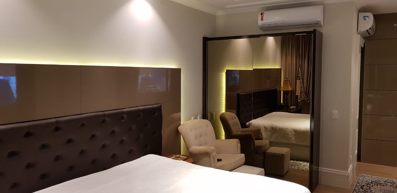 Apartamento no Ed. Millennium Palace em Balneário Camboriú - foto 15