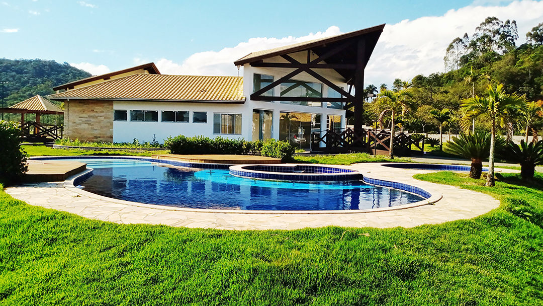 Casa no Condomínio Parque do Lago em Camboriú - foto 19
