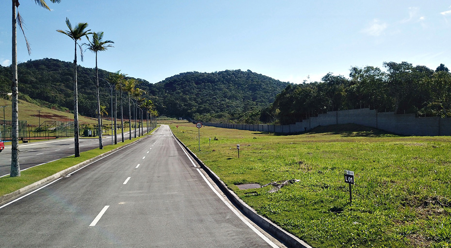 Casa no Condomínio Parque do Lago em Camboriú - foto 25