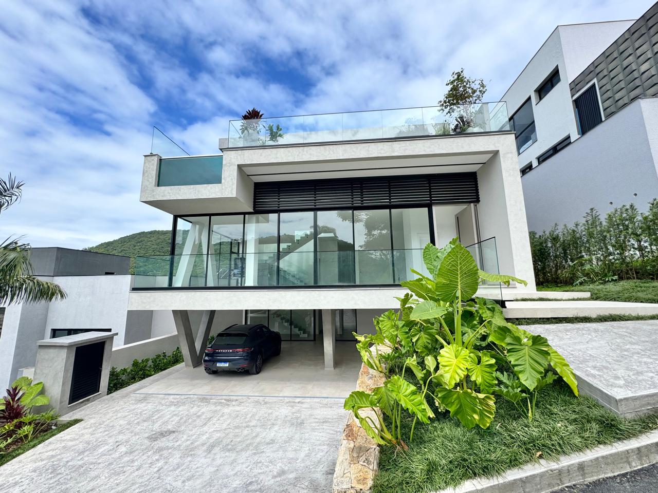 Casa no Condomínio Residencial Bella Vista em Balneário Camboriú - foto 2