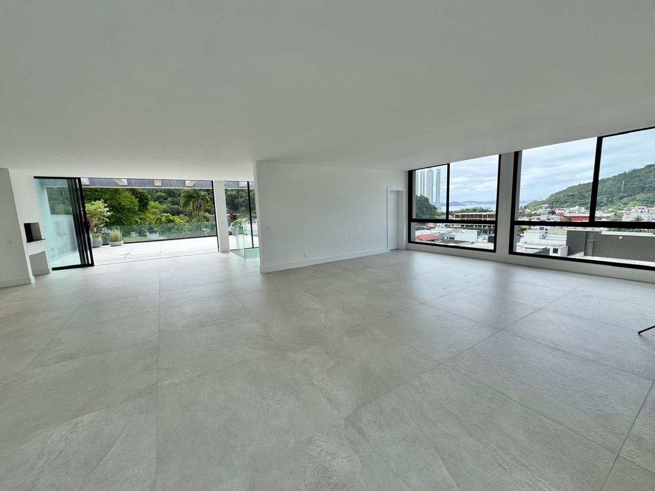 Casa no Condomínio Residencial Bella Vista em Balneário Camboriú - foto 11