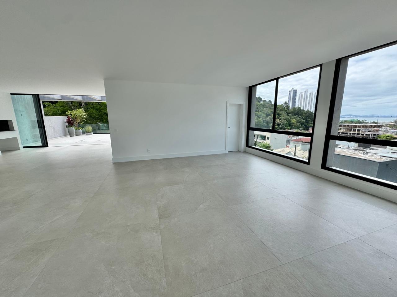 Casa no Condomínio Residencial Bella Vista em Balneário Camboriú - foto 13
