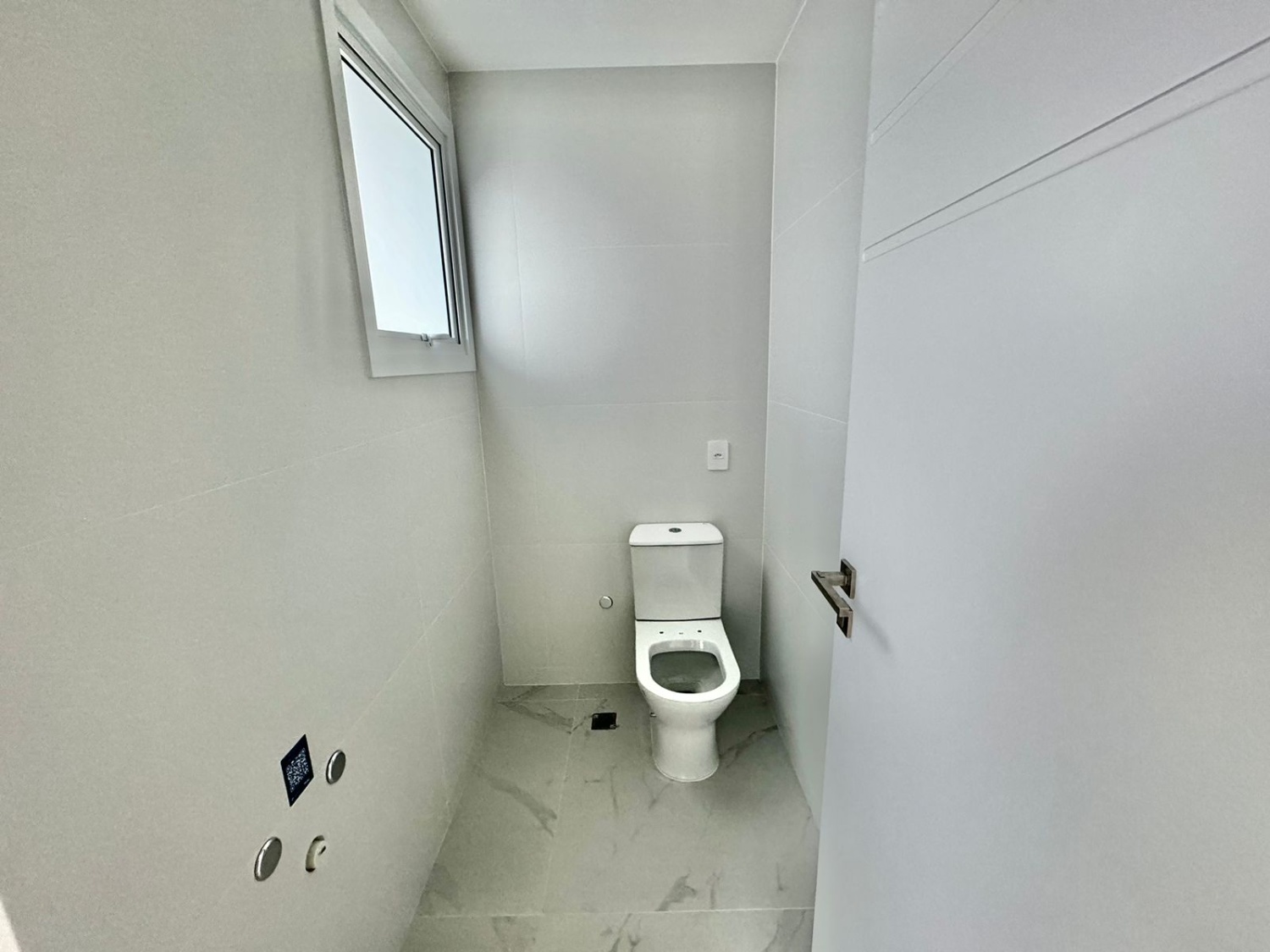 Apartamento no Ed. Skyline Tower em Balneário Camboriú - foto 14
