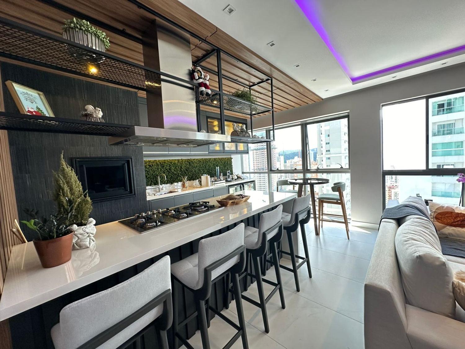 Apartamento no Ed. Royal Tower em Balneário Camboriú - foto 6