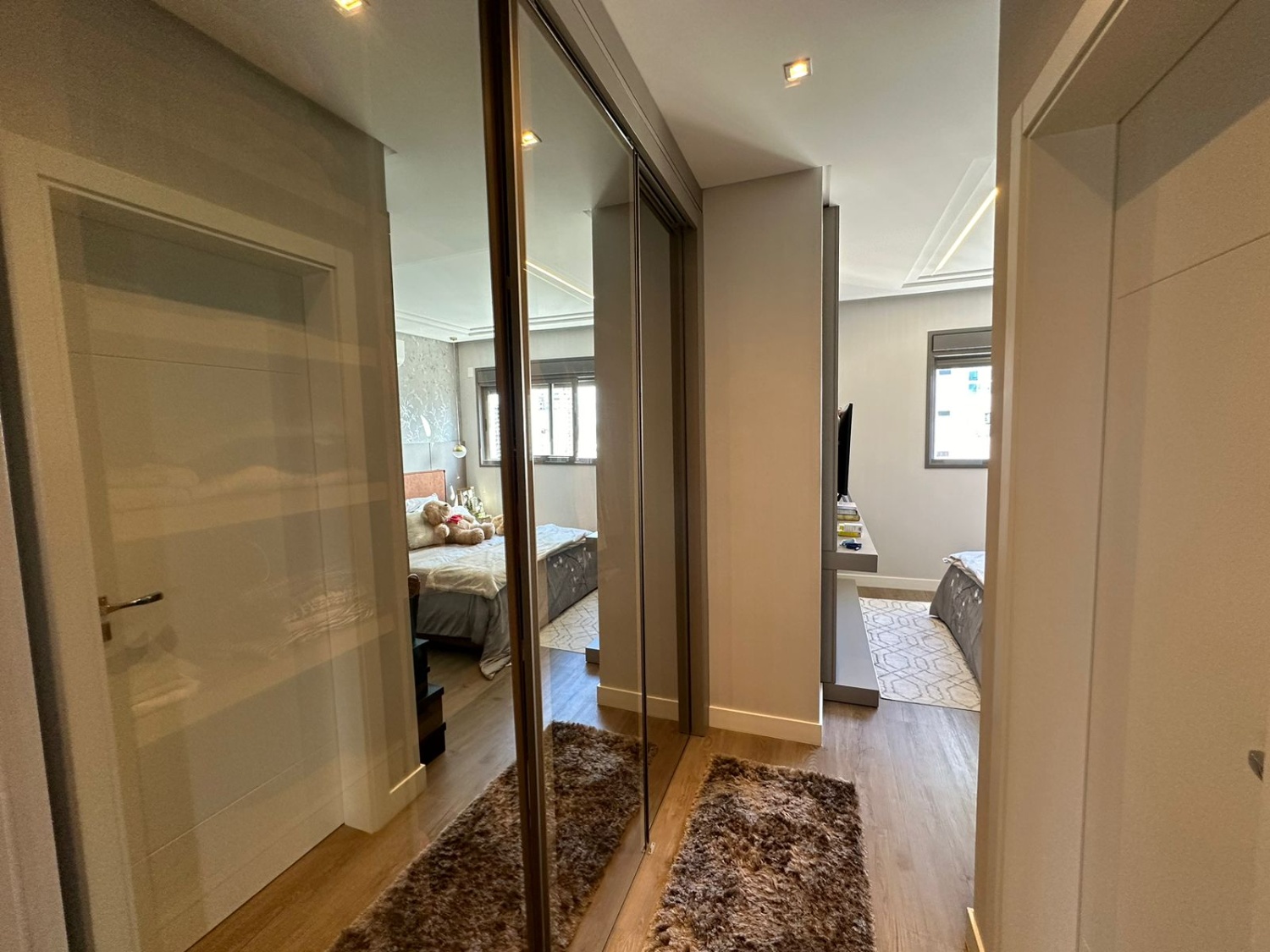 Apartamento no Ed. Royal Tower em Balneário Camboriú - foto 13