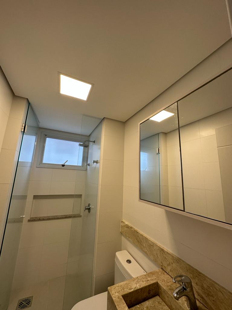 Apartamento no Ed. Amores da Brava na Praia Brava - foto 13