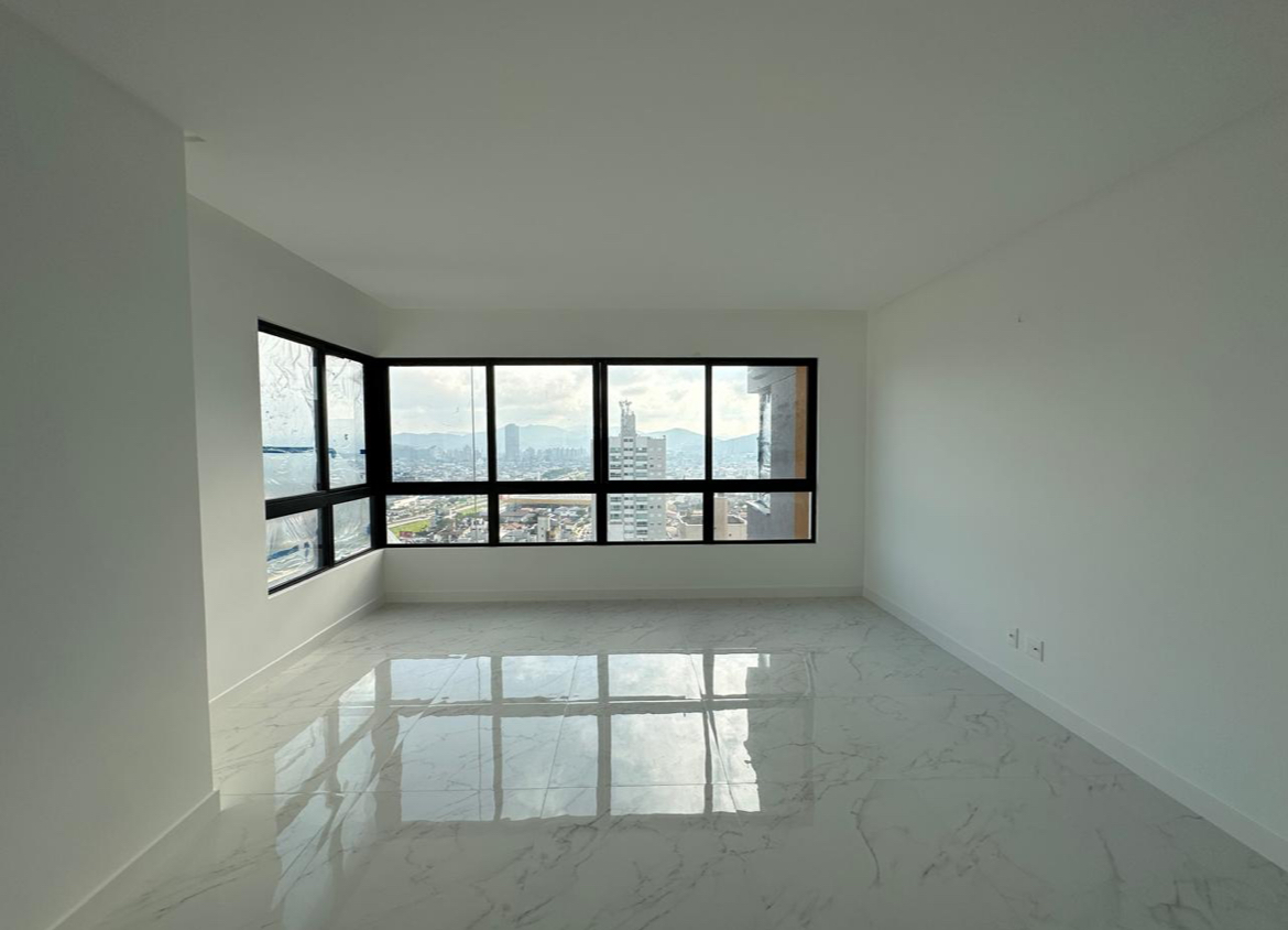 Apartamento no Ed. Florence Garden em Balneário Camboriú