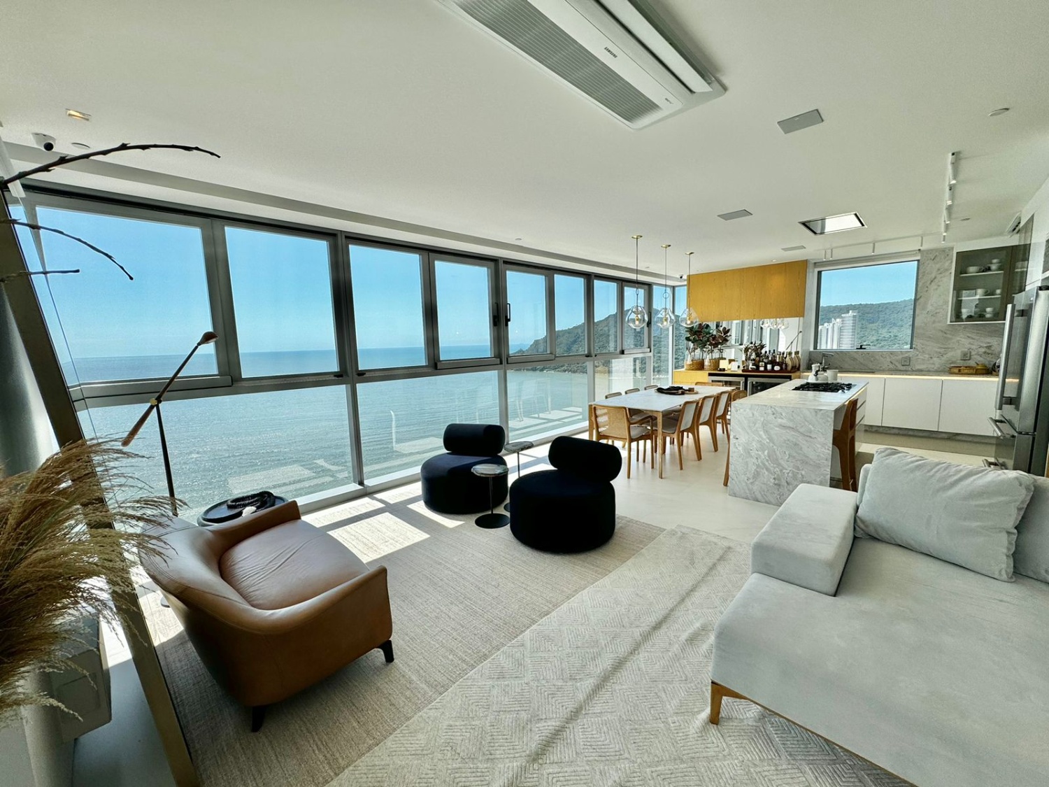 Apartamento no Ed. Copenhagen em Balneário Camboriú