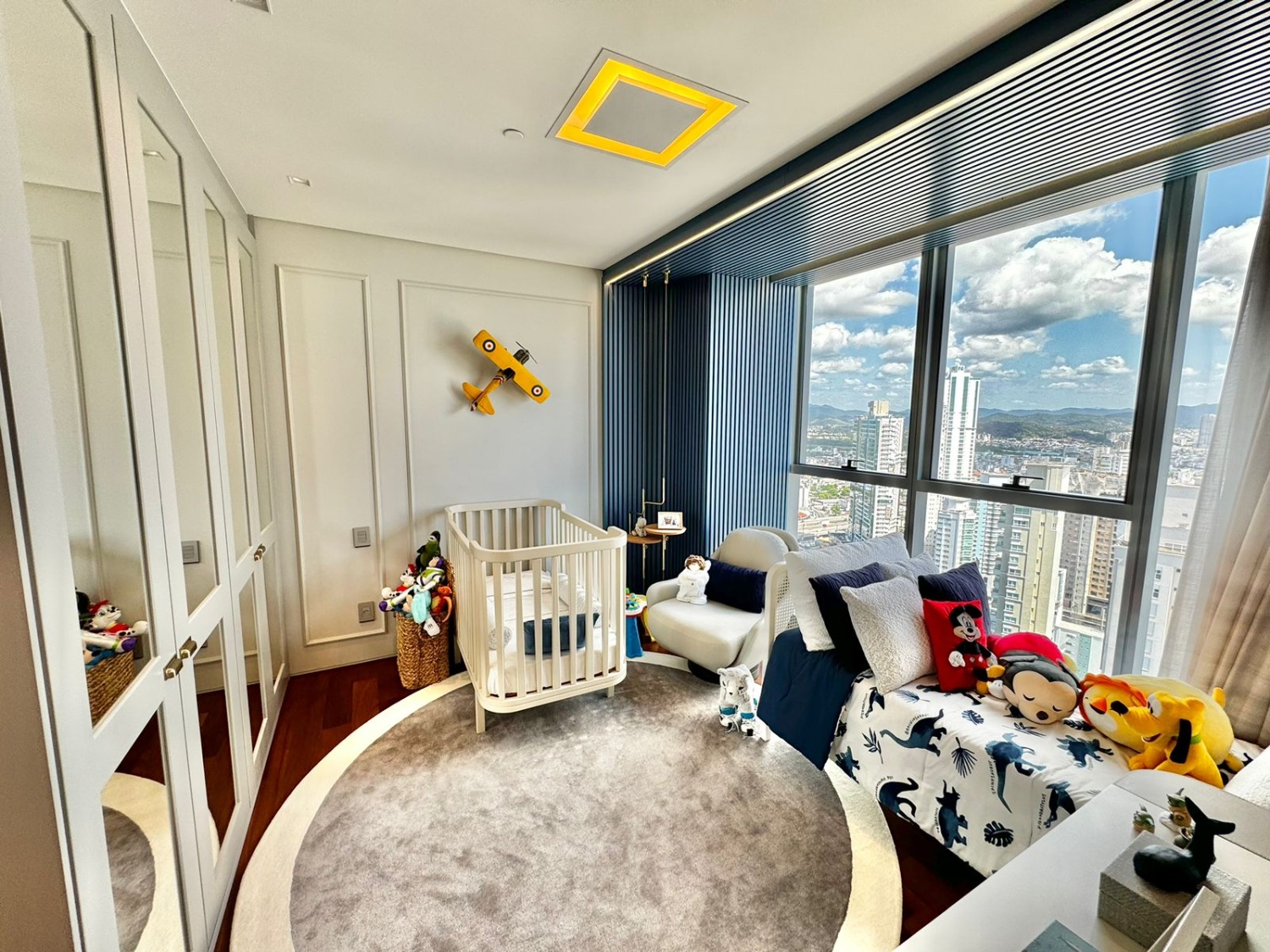 Apartamento no Ed. Copenhagen em Balneário Camboriú - foto 15