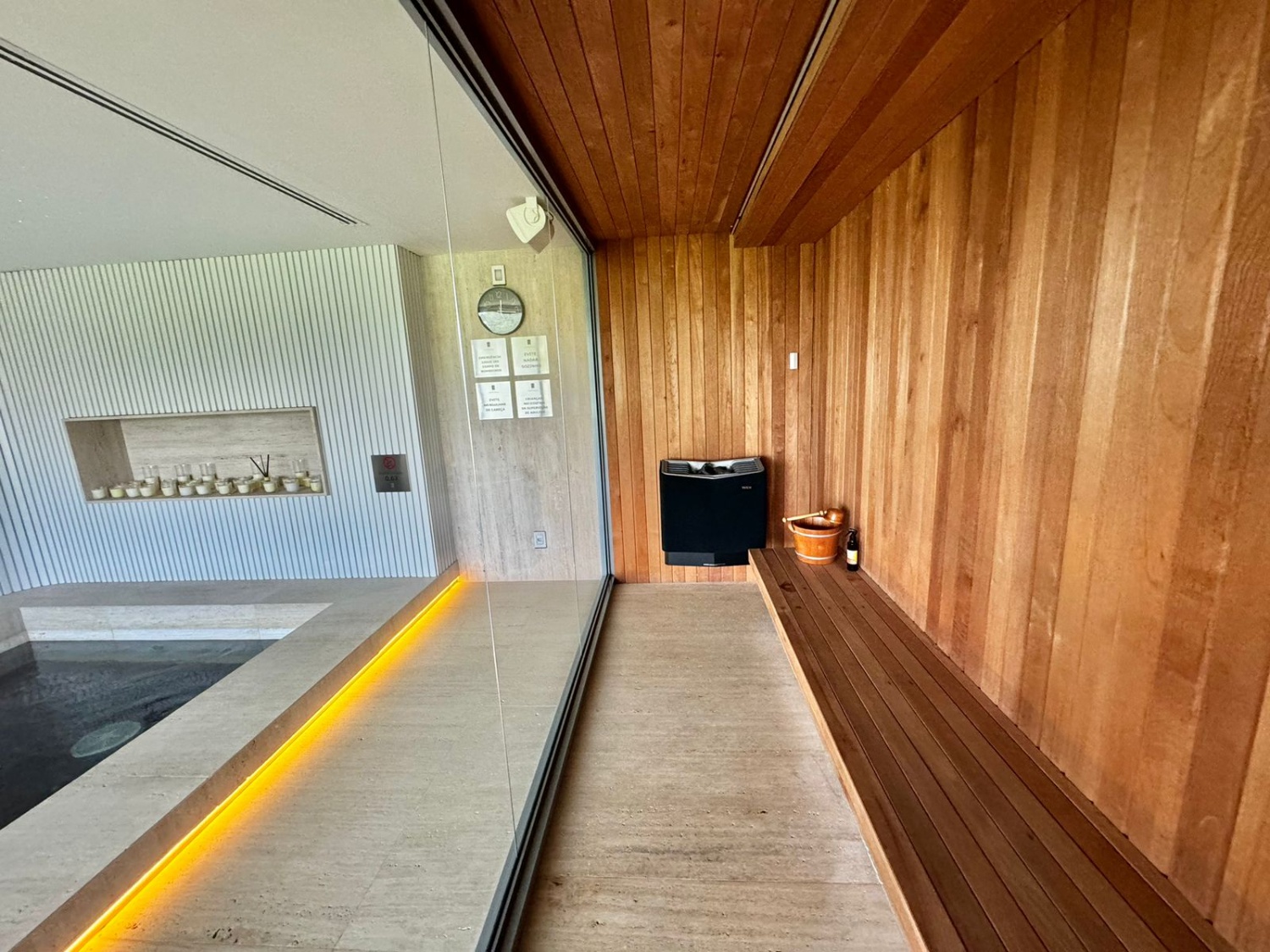 Apartamento no Ed. Copenhagen em Balneário Camboriú - foto 29