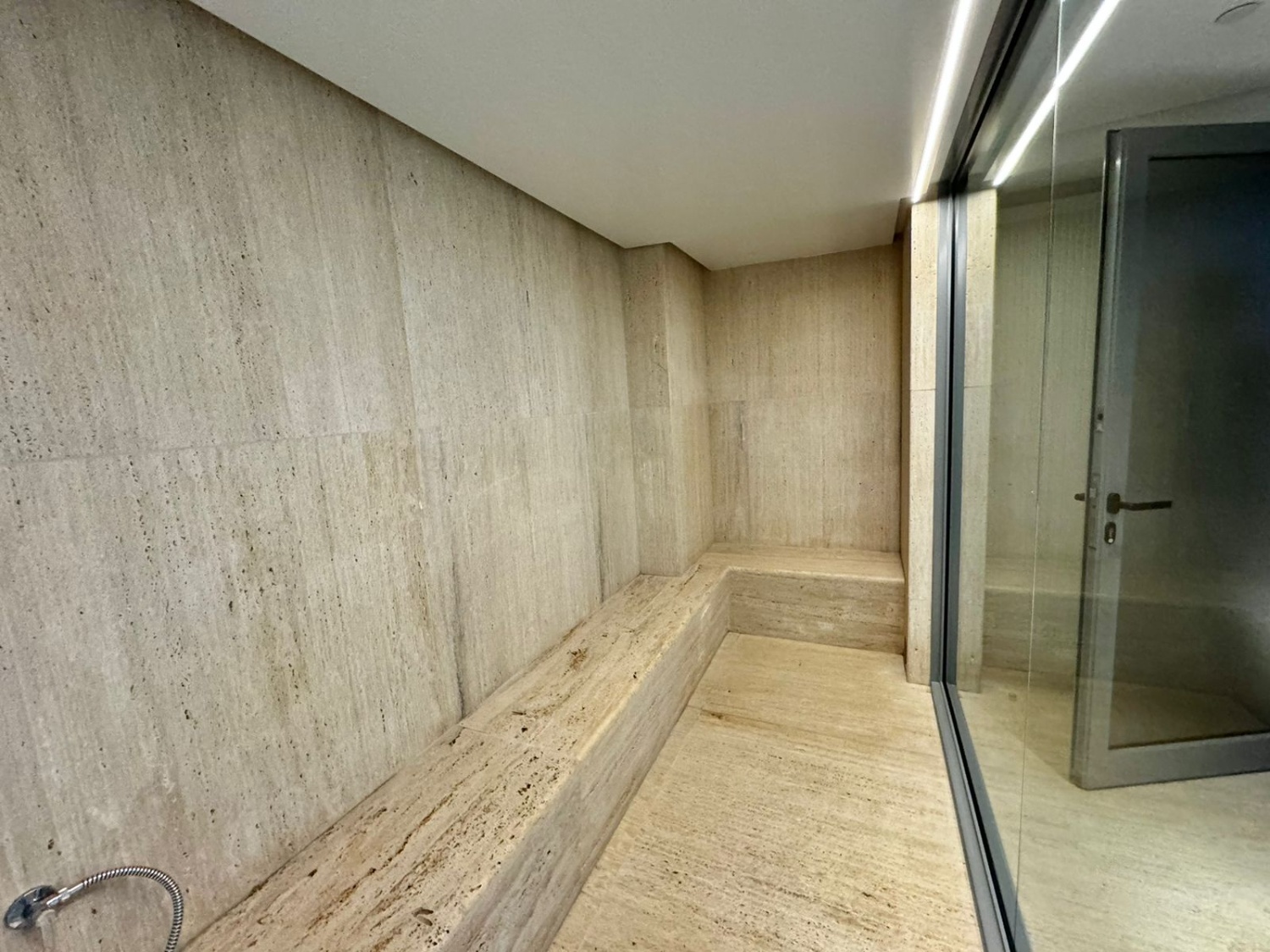Apartamento no Ed. Copenhagen em Balneário Camboriú - foto 30