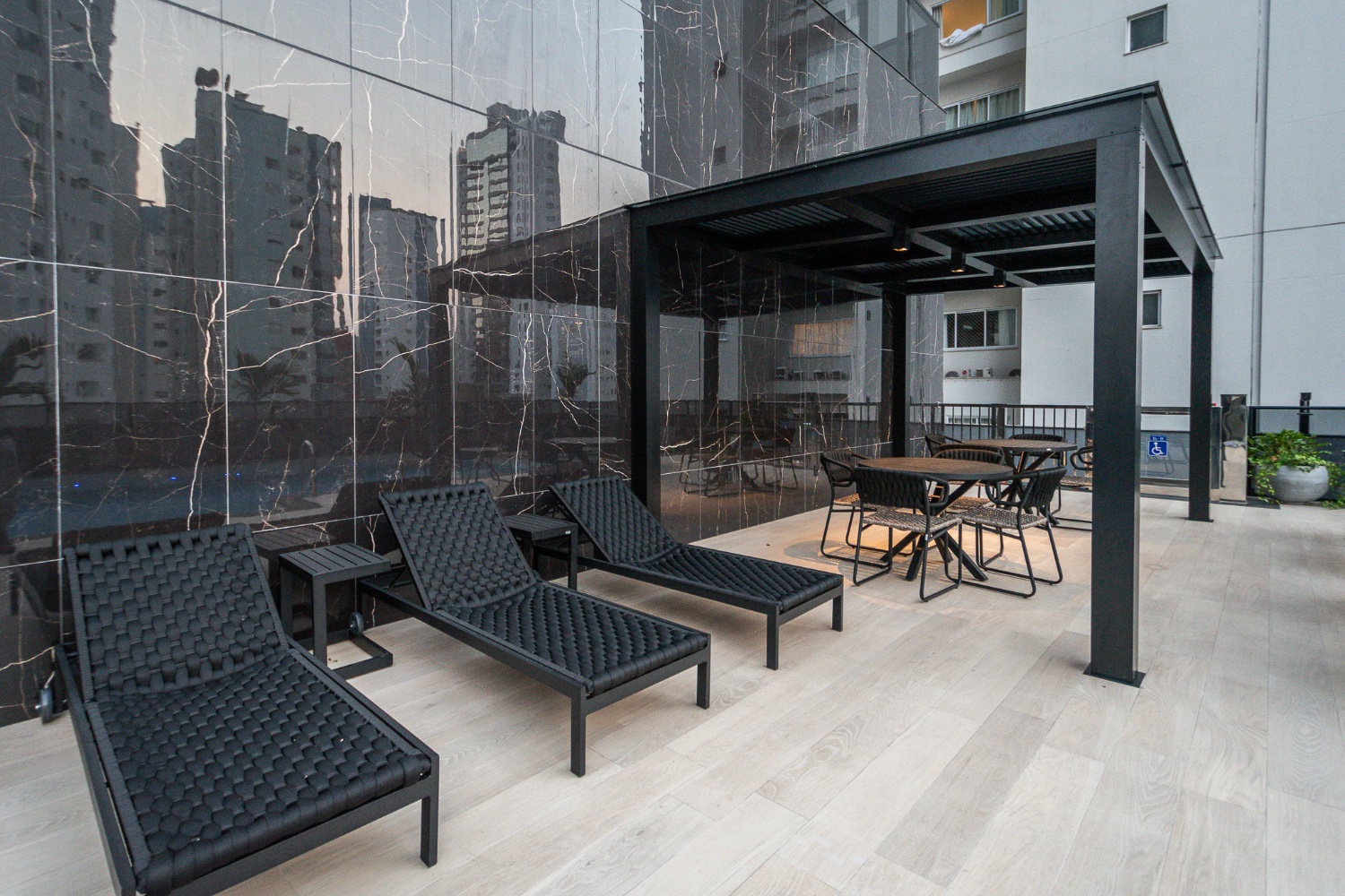 Apartamento no Ed. Riomaggiore Residenze em Balneário Camboriú
