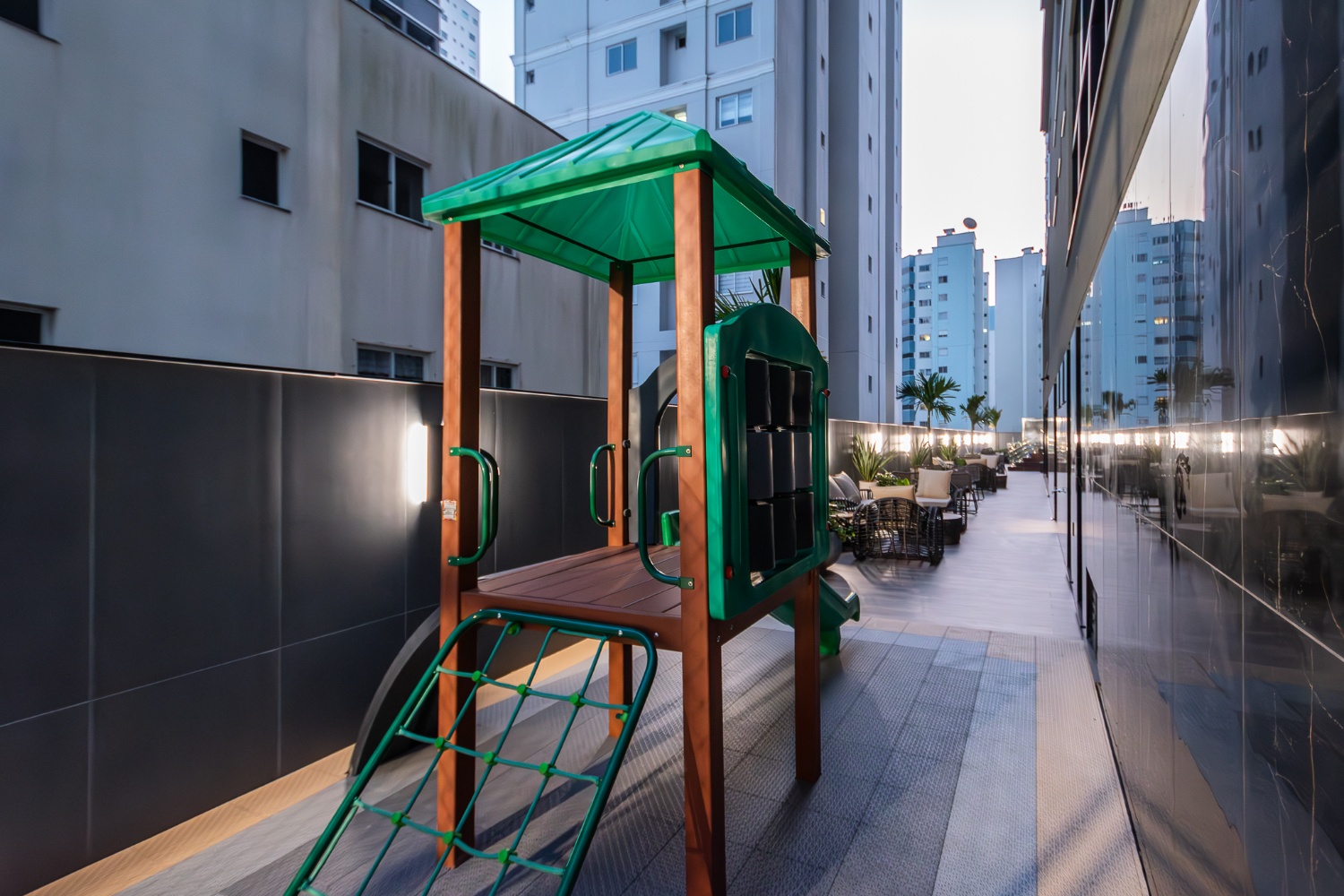 Apartamento no Ed. Riomaggiore Residenze em Balneário Camboriú - foto 16