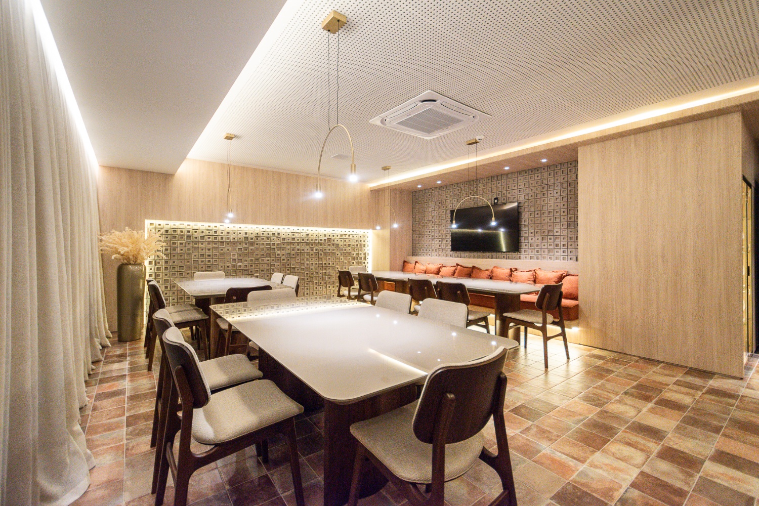 Apartamento no Ed. Riomaggiore Residenze em Balneário Camboriú - foto 32