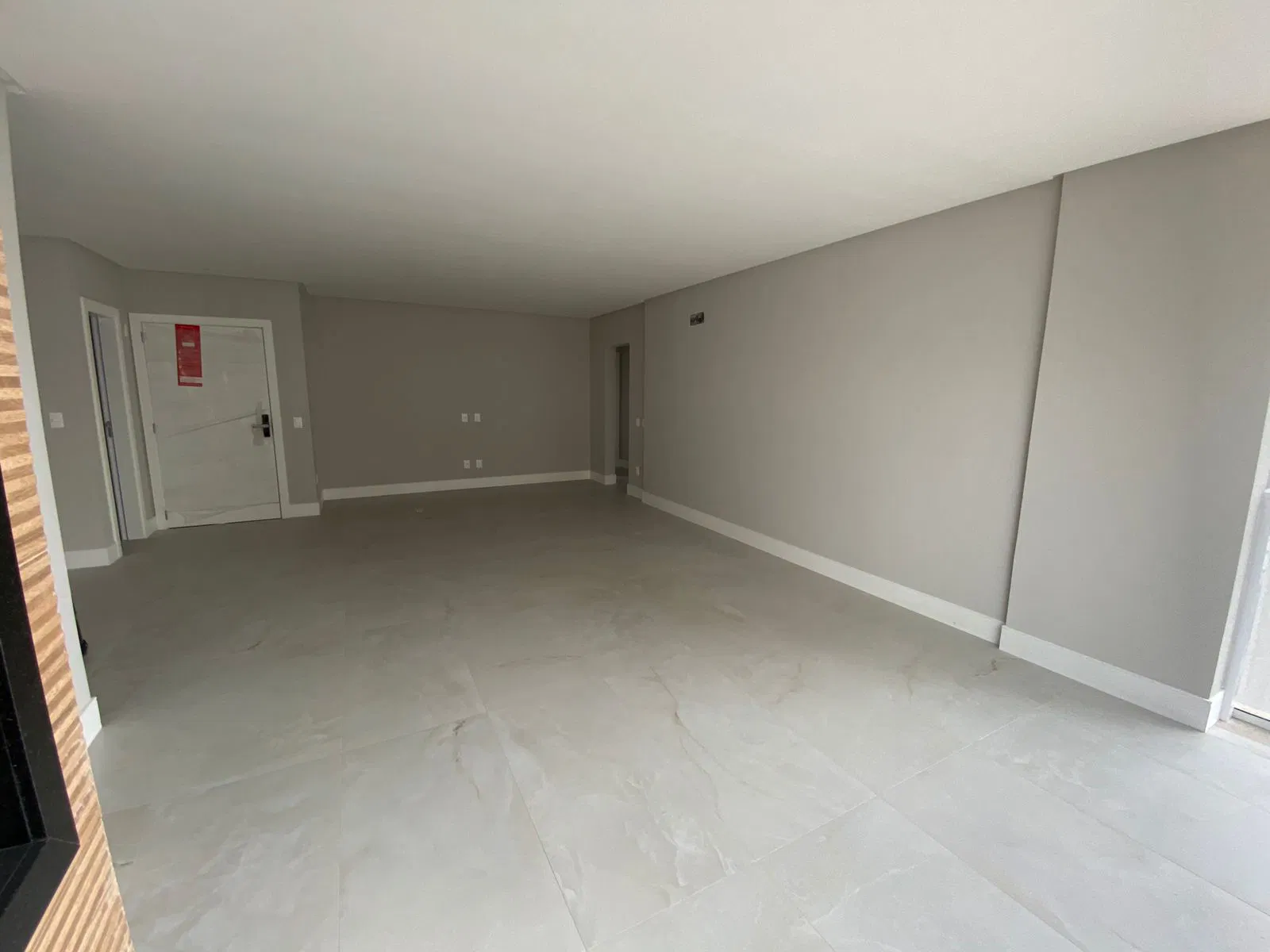 Apartamento no Ed. Pontal di Vitta Residence em Balneário Camboriú - foto 11