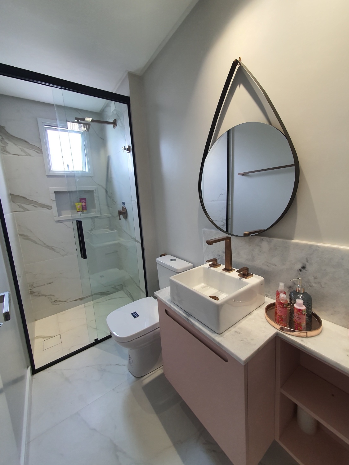 Apartamento no Ed. Pontal di Vitta Residence em Balneário Camboriú - foto 18