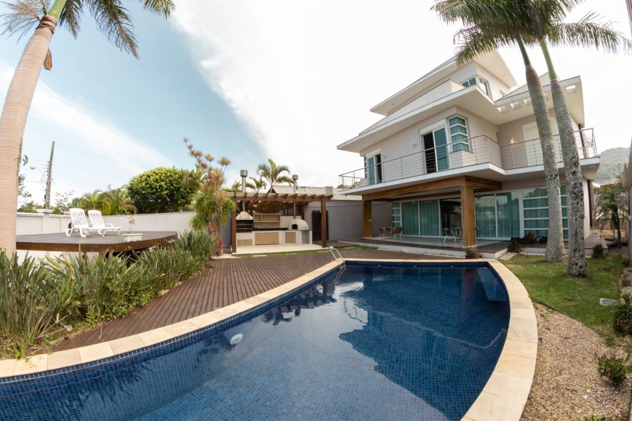 Casa na Praia de Taquaras em Balneário Camboriú