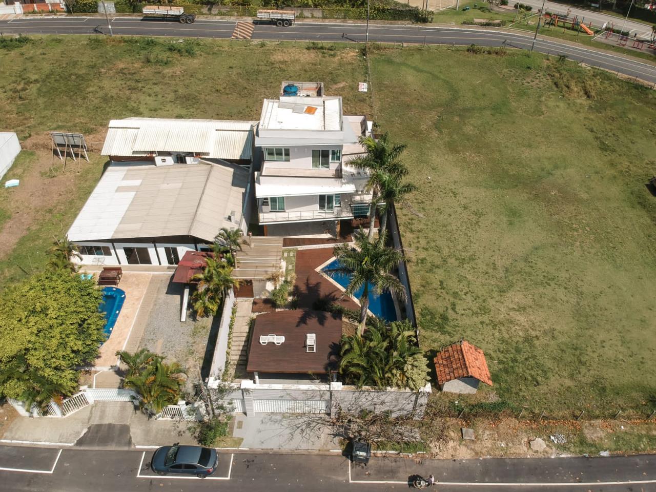 Casa na Praia de Taquaras em Balneário Camboriú - foto 13