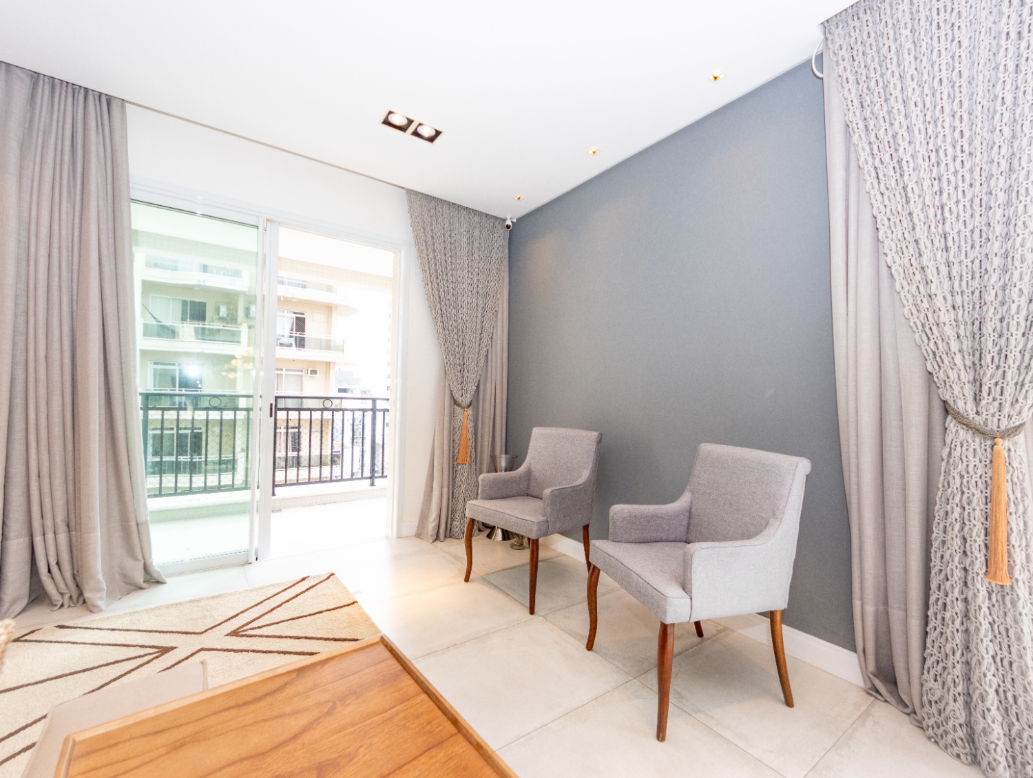 Apartamento no Ed. Serendipity em Balneário Camboriú - foto 25