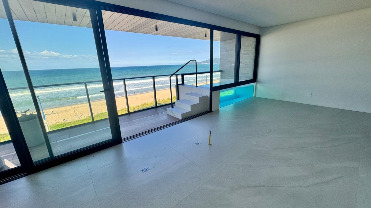 Apartamento no Ed. Sunrise na Praia Brava - foto 6