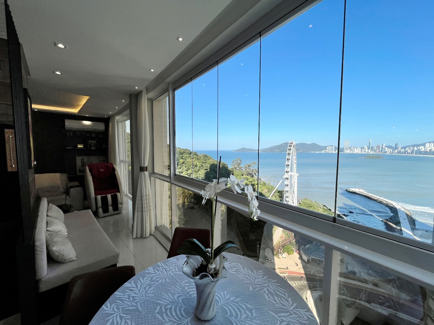 Apartamento no Ed. Italian em Balneário Camboriú